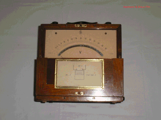 Bild 212 - Hartmann & Braun - Hitzedraht - Voltmeter.  Fertigungsjahr 1927
