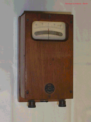 Bild 02 - 1 - Siemens & Halske Berlin - Nullspannungs Galvanometer - Fertigungsjahr 1910