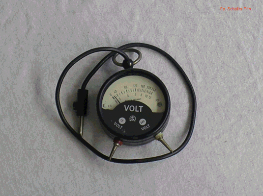Bild 128 - Schöller & Co. Frankfurt - Taschenvoltmeter - Wechsel / Gleichspannung.  Fertigungsjahr 1950