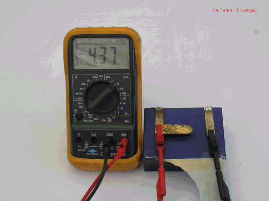 Bild 406-4 - Fa. Pertrix - Kastenbatterie 4,5 Volt Mod. 208 - Fertigungsjahr ca. 1890