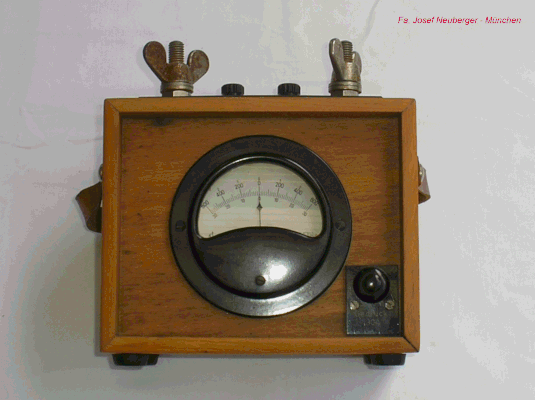 Bild 221 - Neuberger - Einfacher - Strom und Spannungsmesser.  Fertigungsjahr 1950