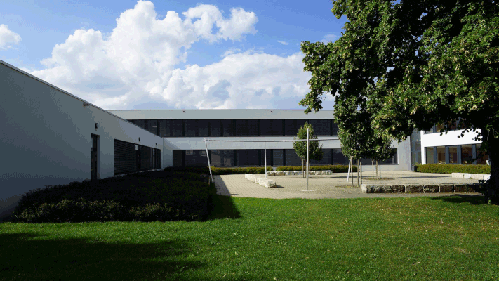 KARL-SALZMANN-SCHULE NEU-ULM | Erweiterung, Generalsanierung | Stadt Neu-Ulm | Objektplanung (HOAI) LP 1 - 5  Nething Generalplaner, Neu-Ulm | Fotos Martin Rudau, Michael Kuderna