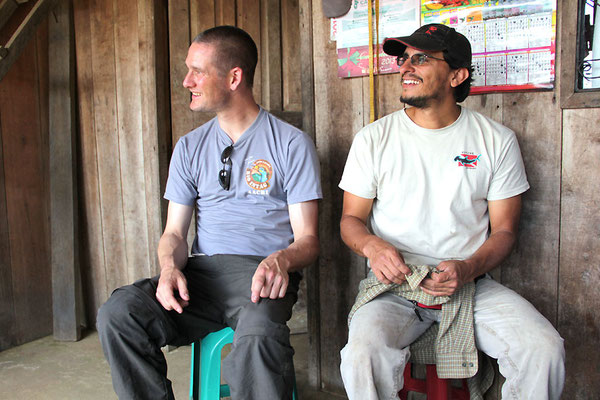 Pingo und José Cueva von der AACRI machen Pause