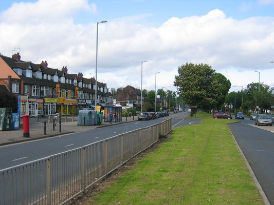 Shops on Bristol Road South by David Stowell on Geograph SP0177 licensed for reuse under Creative Commons Attribution-ShareAlike 2.0 Generic (CC BY-SA 2.0)