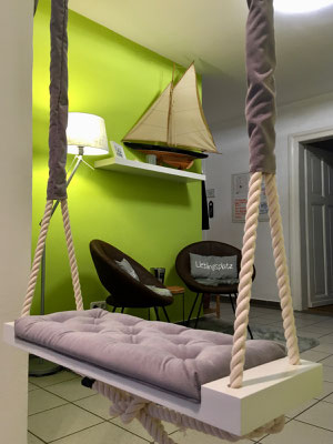 Lounge mit Ideenschaukel - Villa Becher