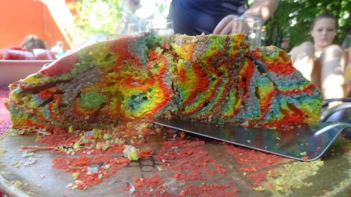 Regenbogen-Kuchen :)