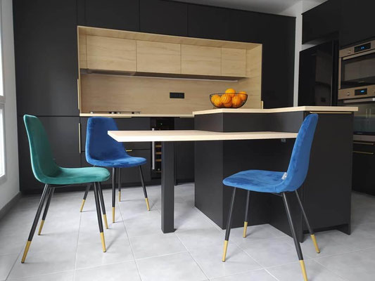 pied de table central pour table de cuisine coloris noir