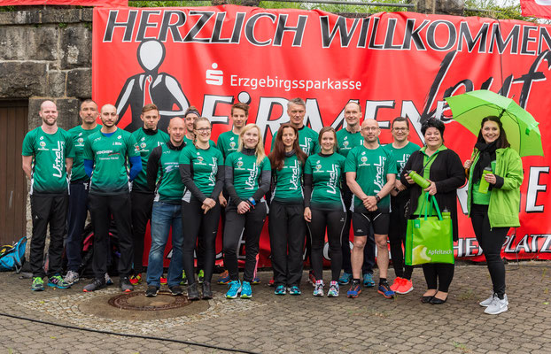 Das Mannschaftsfoto unserer Starter beim 12. Firmenlauf Erzgebirge