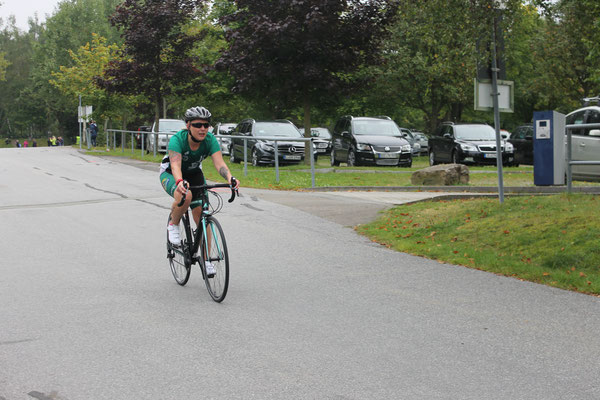 Michelle Schmidt, 3. Platz (der Frauen) beim Silberstromtriathlon 2017