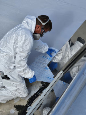 Die Anschlussabdichtung durch Triflex ProDetail lässt sich nahtlos mit dem Flächensystem Triflex ProTect kombinieren. Beide Systeme sind vollflächig vliesarmiert und bleiben dauerhaft elastisch.
