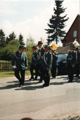 2005 Abholen des Vorjahreskönigs Jens Hesebeck
