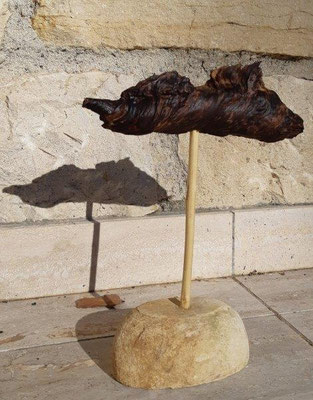 num 2, entre 25 et 30 cm de haut,  35€