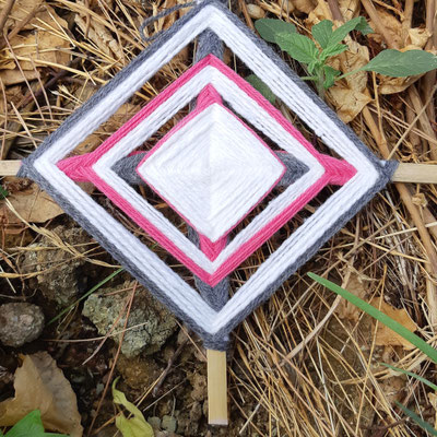 num 2 - 8€ - 20x20 cm