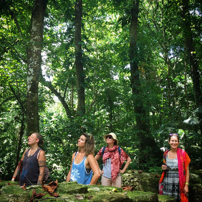 Palenque Yoga retiro ruinas Pakal reina roja