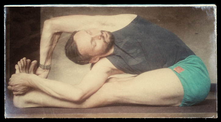 Parivrtta Paschimottanasana