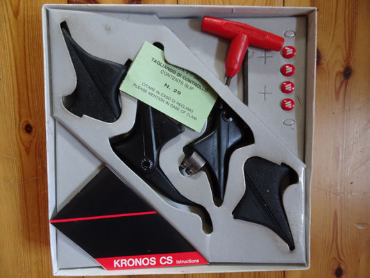 ..... der NOS (New old stock = Neu und unbenutzt) Modolo Kronos Bremshebelsatz