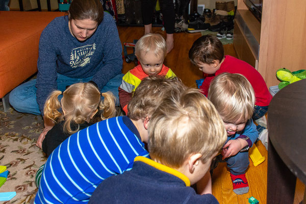 Kids at Owen's party.