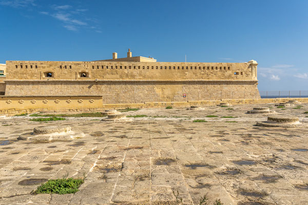 Plaza of fort - Valetta, Malta