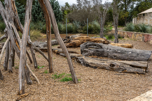 Natural play Area - Lady Bird Johnson Wildflower Center - Austin