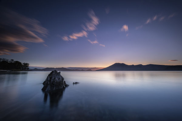 08-黎明の湖