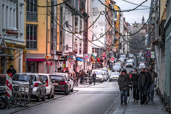 Ray Binnenbruck_Alaunstarße_2021