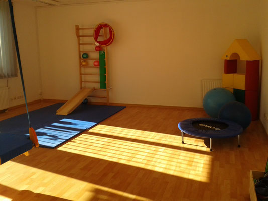 Bewegungsraum - exercise room