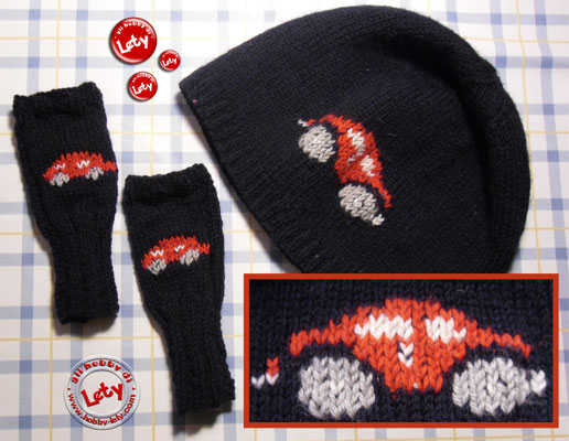 completo cappellino e scaldamani con decorazione