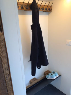 Balkon-, Terrassen- und Treppengeländer, Abdeckungen, Türen, Gartenbox