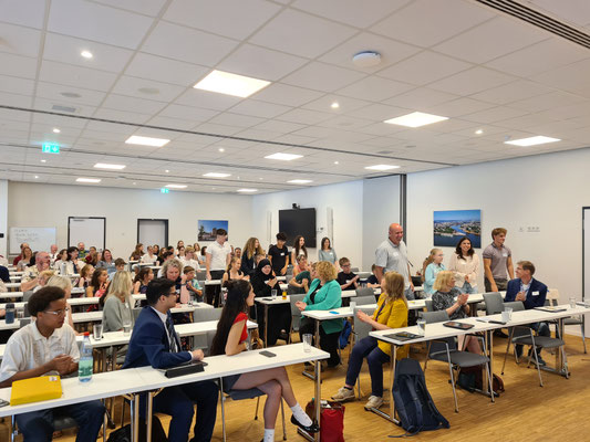  (c) Pädagogisches Landesinstitut 