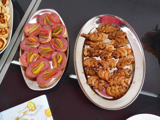 Kuchenklatsch Augsburg Catering Nach Hausfrauenart Ihr Personlicher Lieferservice Fur Alles Herzhafte Kuchen Torten Kuchenklatsch Catering Nach Hausfrauenart