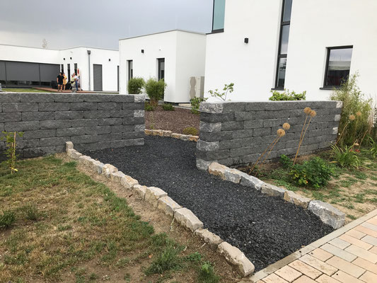 Tag der offenen Gärten im Rosendorf Wernborn 2019. Japanischer Garten PMC Leiterplatten Technology
