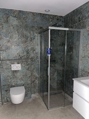 badkamer-renoveren-winkel-met-badkamer-renovaties-badkamershowroom-1
