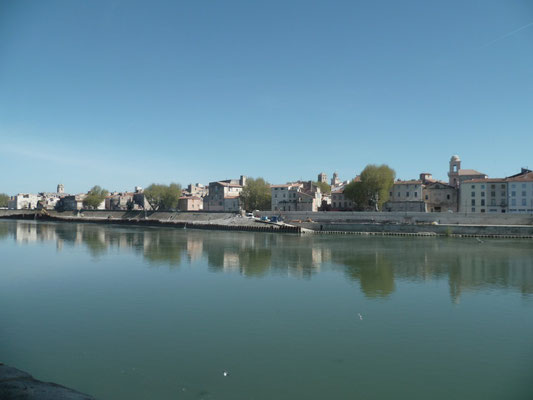 Le Rhône à Arles