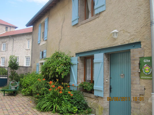 Façade du gîte le Logis des Vergers