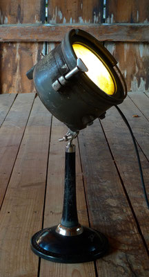 Findling-Lampe "Emma"; Lok-Scheinwerfer; neigbar; verkauft