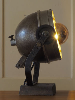 Findling-Lampe "Kapitän"; neigbar; verkauft