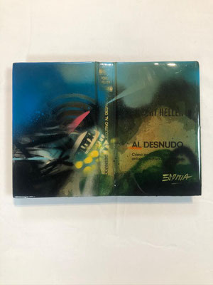 Libros pintados en acrílico con acabado en resina / DISPONIBLE