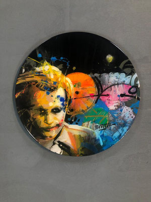 Discos de vinilo pintados en acrílico con acabado en resina / DISPONIBLE