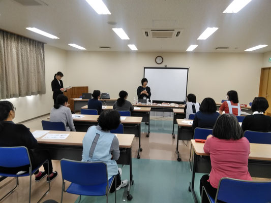 看護・介護職の方を対象にしたストーマ装具研修