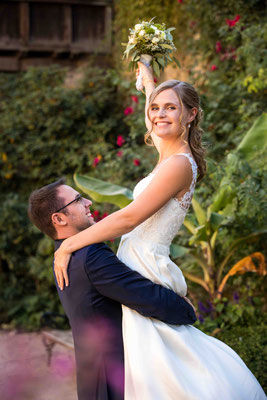 Burg Crass Hotel & Eventlocation Eltville, Freygäßchen 1, 65343 Eltville am Rhein, Hochzeitsbilder, Hochzeitsfoto, Hochzeitsfotograf, Fotograf für Hochzeiten, kreative Hochzeit, Hochzeitspaar, Hochzeit, Spaß Bild Hochzeit Gruppen,