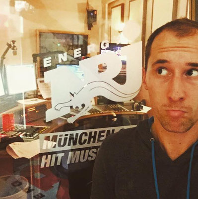 Dominik Kollmann bei Radio ENERGY