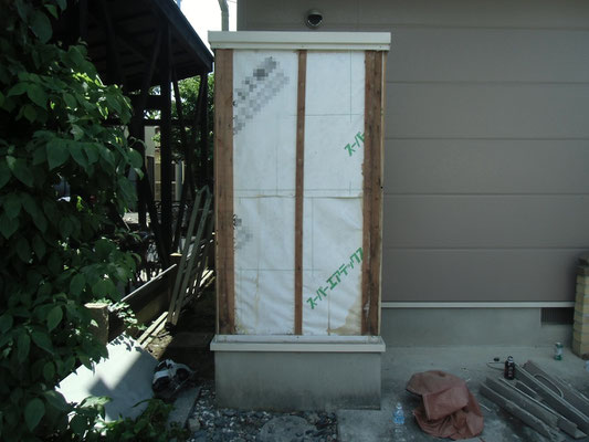 既存サイディング撤去