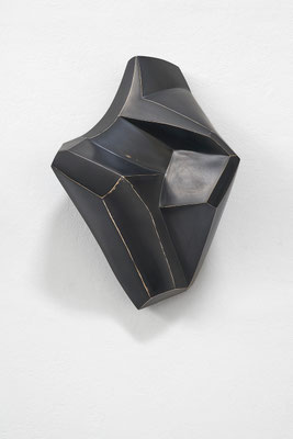 Wandobjekt  -  2019 - Bronze schwarz patiniert -  h40xb29xt14 cm  - Edition - Ansicht 1