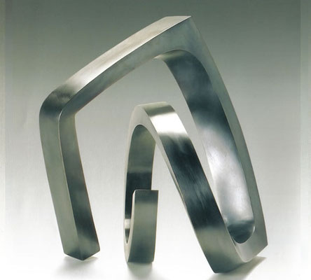 Curva II - 2005 - Alpaka - 34 (h) x 30 (b) x 29 (t)  cm - Ansicht 2