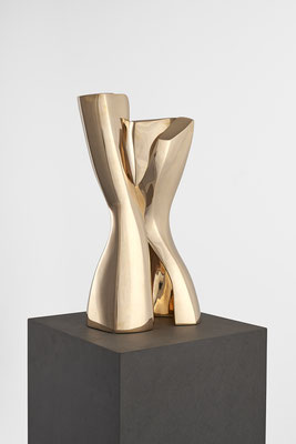 Danza II - 2020 - Bronze poliert - 47 (h) x 28 (b) x 15 (t) cm - Ansicht 1