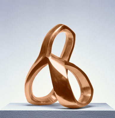 Tatu - 2019 - Bronze - 56 (h) x 47 (b) x 37 (t) cm