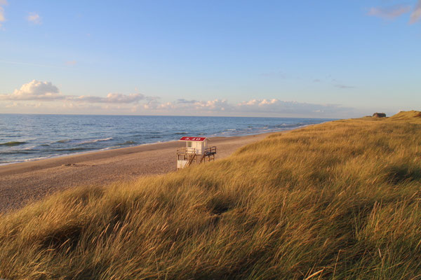Der Strand am Hauptübergang