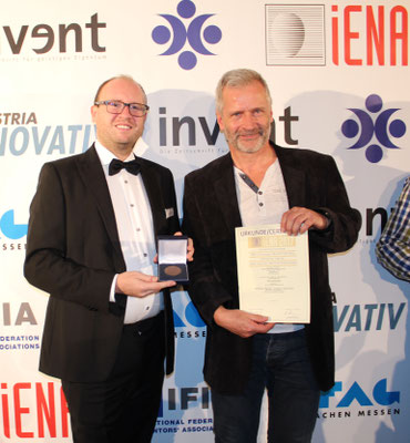 Karl-Heinz Eichhorn_Preisverleihung für Modulares Liegerad_Erfindermesse iENA2017-Nürnberg