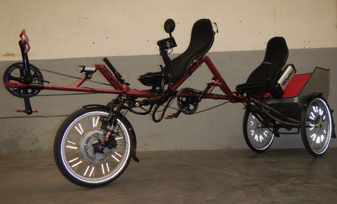 TWOgether Tandem Trike with cargo box (www.twogetherbikes.com)