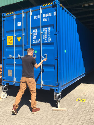 40 Fuß Container öffnen